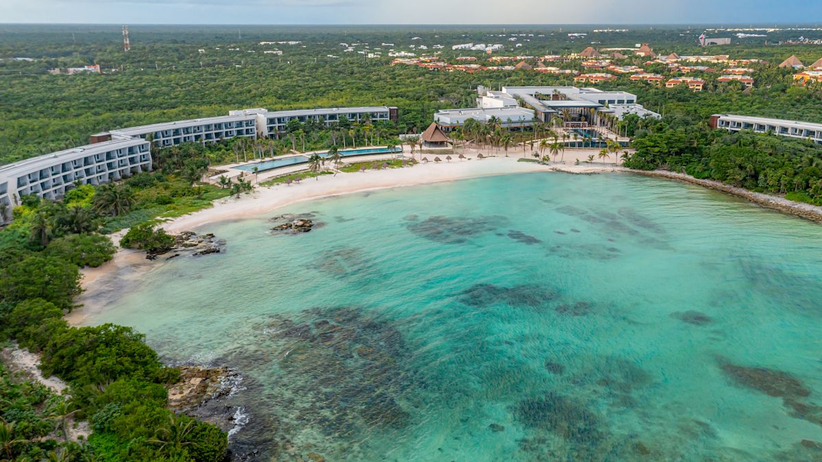 Conrad tulum riviera maya luxury resort amenities service